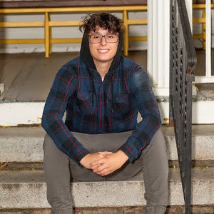 Meet your Posher, Colby